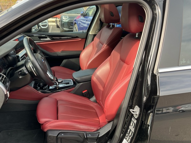 BMW X4 xDrive20d color Negro. Año 2022. 140KW(190CV). Diésel. En concesionario CARTAGENA PREMIUM S.L. de Murcia