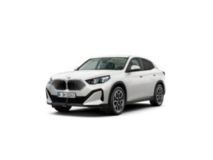 Fotos de BMW iX2 xDrive30 color Blanco. Año 2025. 230KW(313CV). Eléctrico. En concesionario MURCIA PREMIUM S.L. JUAN CARLOS I de Murcia
