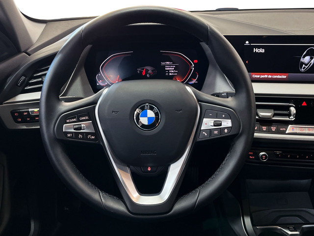 BMW Serie 1 118i color Negro. Año 2024. 103KW(140CV). Gasolina. En concesionario Murcia Premium S.L. AV DEL ROCIO de Murcia