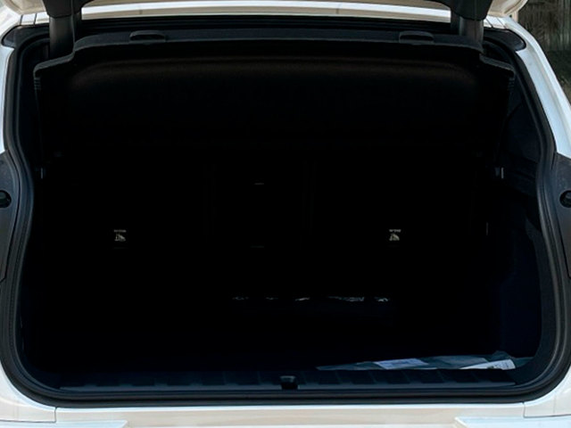 BMW iX2 xDrive30 color Blanco. Año 2025. 230KW(313CV). Eléctrico. En concesionario Murcia Premium S.L. AV DEL ROCIO de Murcia