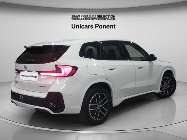 BMW iX1 eDrive20 color Blanco. Año 2025. 150KW(204CV). Eléctrico. En concesionario Unicars Ponent de Lleida
