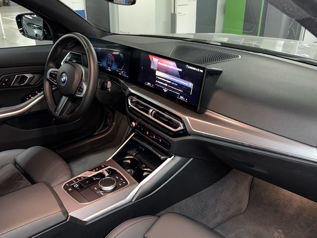 BMW Serie 3 320e Touring color Negro. Año 2025. 150KW(204CV). Híbrido Electro/Gasolina. En concesionario BYmyCAR Madrid - Algete de Madrid