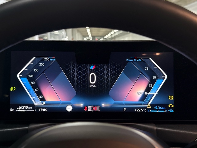 BMW Serie 3 320e Touring color Negro. Año 2025. 150KW(204CV). Híbrido Electro/Gasolina. En concesionario BYmyCAR Madrid - Algete de Madrid