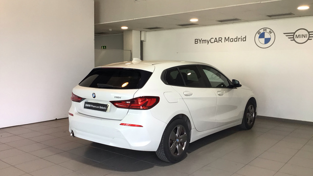 BMW Serie 1 118i color Blanco. Año 2020. 103KW(140CV). Gasolina. En concesionario BYmyCAR Madrid - Alcalá de Madrid