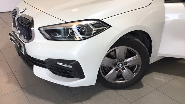 BMW Serie 1 118i color Blanco. Año 2020. 103KW(140CV). Gasolina. En concesionario BYmyCAR Madrid - Alcalá de Madrid