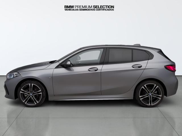 BMW Serie 1 118i color Gris. Año 2024. 103KW(140CV). Gasolina. En concesionario Automotor Premium Viso - Málaga de Málaga