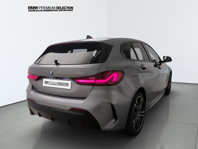 BMW Serie 1 118i color Gris. Año 2024. 103KW(140CV). Gasolina. En concesionario Automotor Premium Viso - Málaga de Málaga