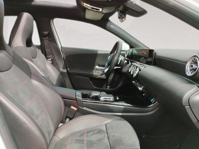 Mercedes-Benz Clase A 200 120 kW (163 CV)
