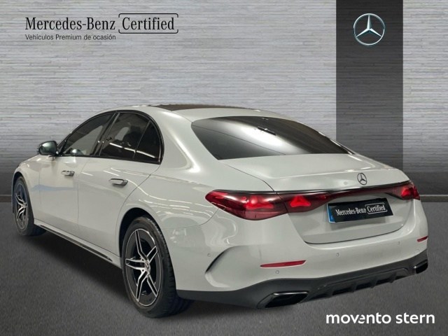 Mercedes-Benz Clase E 220 d - 4