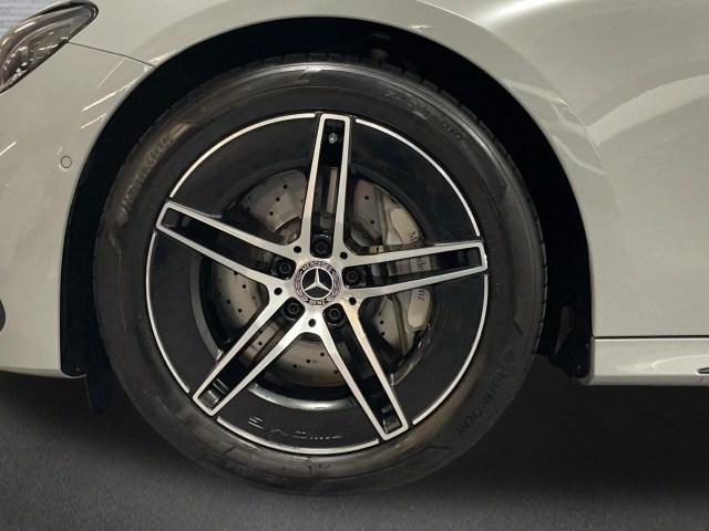 Mercedes-Benz Clase E 220 d - 5