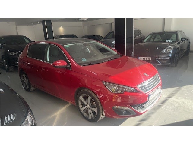Peugeot 308 Allure 1.6 THP 92 kW (125 CV)
