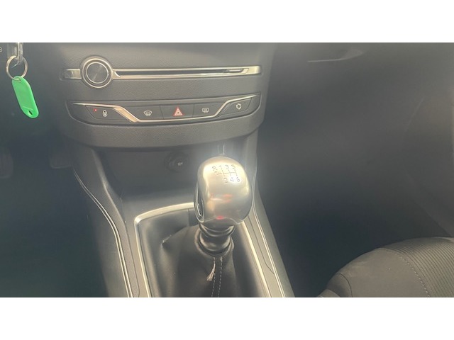 Peugeot 308 Allure 1.6 THP 92 kW (125 CV)