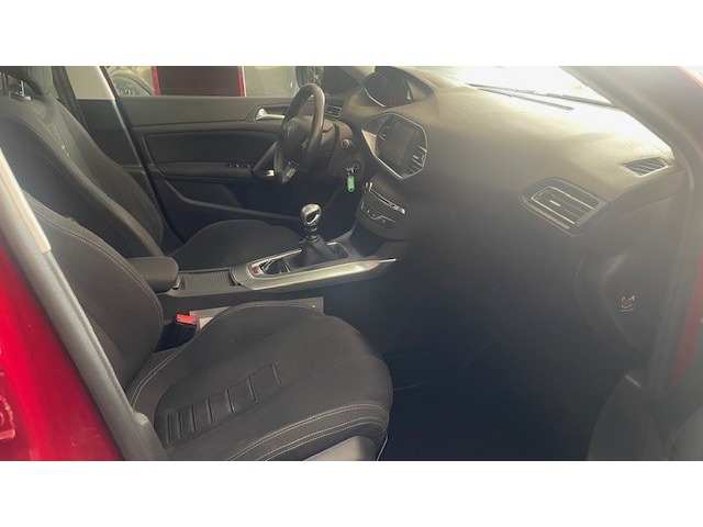 Peugeot 308 Allure 1.6 THP 92 kW (125 CV)