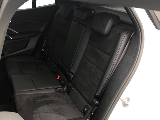 BMW X2 M35i color Blanco. Año 2025. 221KW(300CV). Gasolina. En concesionario Vehinter Getafe de Madrid