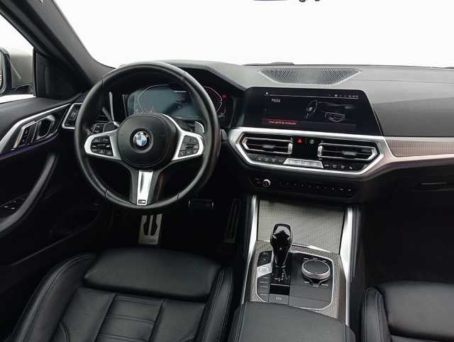 BMW Serie 4 M440i Coupé color Azul. Año 2022. 275KW(374CV). Gasolina. En concesionario Augusta Aragon S.A. de Zaragoza