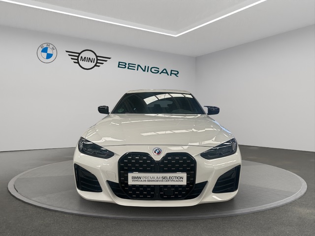 BMW Serie 4 430i Gran Coupe color Blanco. Año 2022. 180KW(245CV). Gasolina. En concesionario GANDIA Automoviles Fersan, S.A. de Valencia