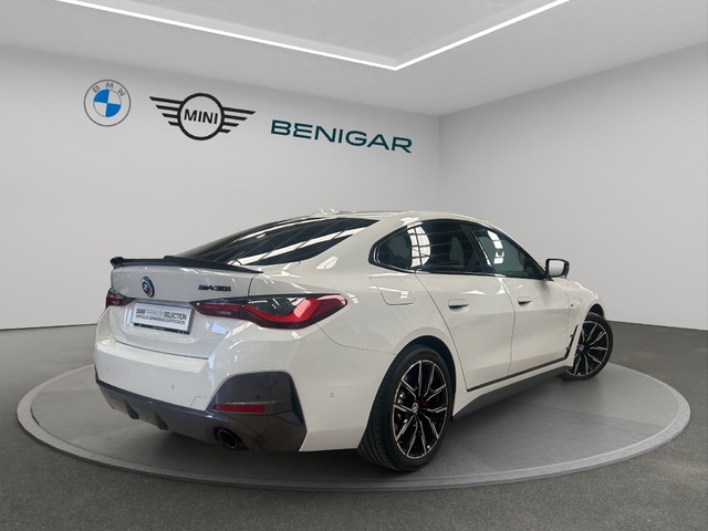 BMW Serie 4 430i Gran Coupe color Blanco. Año 2022. 180KW(245CV). Gasolina. En concesionario GANDIA Automoviles Fersan, S.A. de Valencia