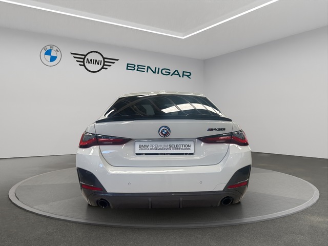 BMW Serie 4 430i Gran Coupe color Blanco. Año 2022. 180KW(245CV). Gasolina. En concesionario GANDIA Automoviles Fersan, S.A. de Valencia