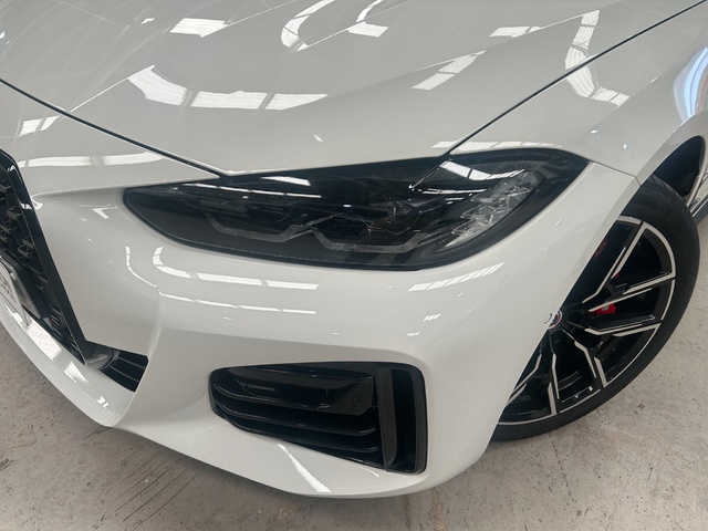 BMW Serie 4 430i Gran Coupe color Blanco. Año 2022. 180KW(245CV). Gasolina. En concesionario GANDIA Automoviles Fersan, S.A. de Valencia
