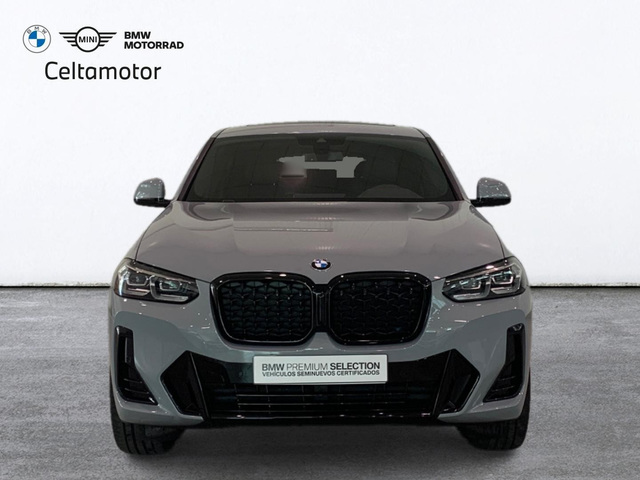 BMW X4 xDrive20d color Gris. Año 2024. 140KW(190CV). Diésel. En concesionario Celtamotor Lalín de Pontevedra