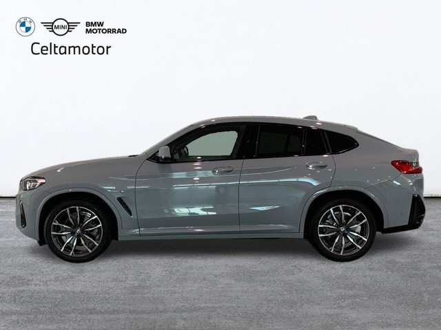 BMW X4 xDrive20d color Gris. Año 2024. 140KW(190CV). Diésel. En concesionario Celtamotor Lalín de Pontevedra