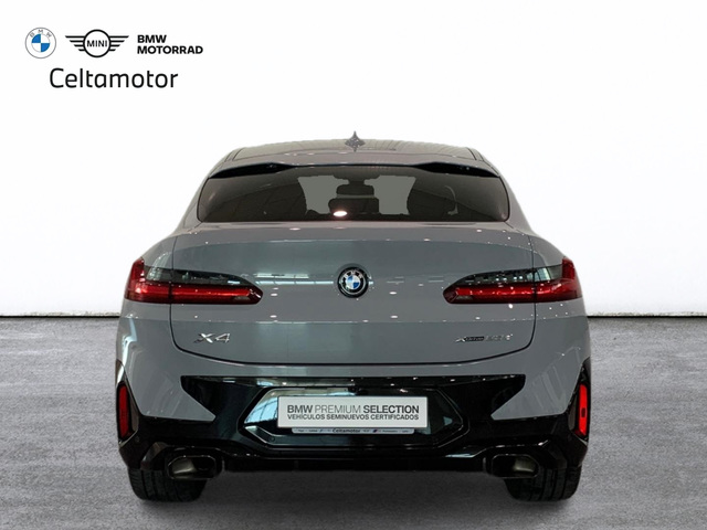 BMW X4 xDrive20d color Gris. Año 2024. 140KW(190CV). Diésel. En concesionario Celtamotor Lalín de Pontevedra