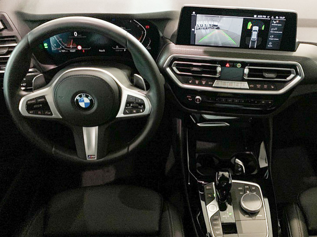 BMW X4 xDrive20d color Gris. Año 2024. 140KW(190CV). Diésel. En concesionario Celtamotor Lalín de Pontevedra