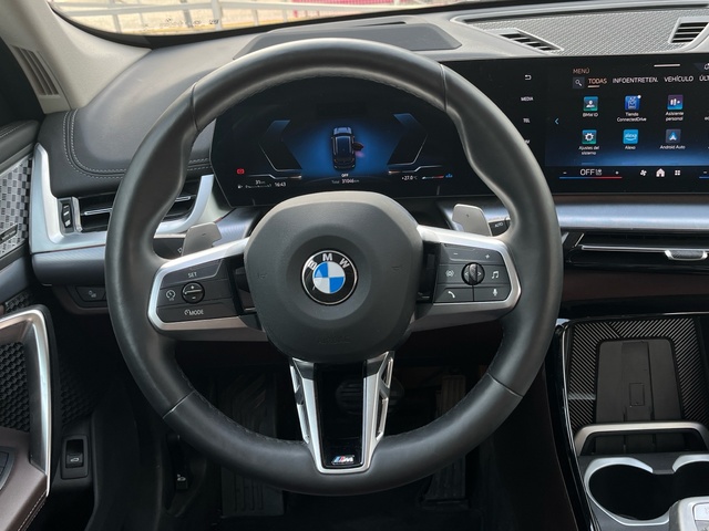 BMW X1 xDrive20d color Azul. Año 2024. 120KW(163CV). Diésel. En concesionario Murcia Premium S.L. AV DEL ROCIO de Murcia
