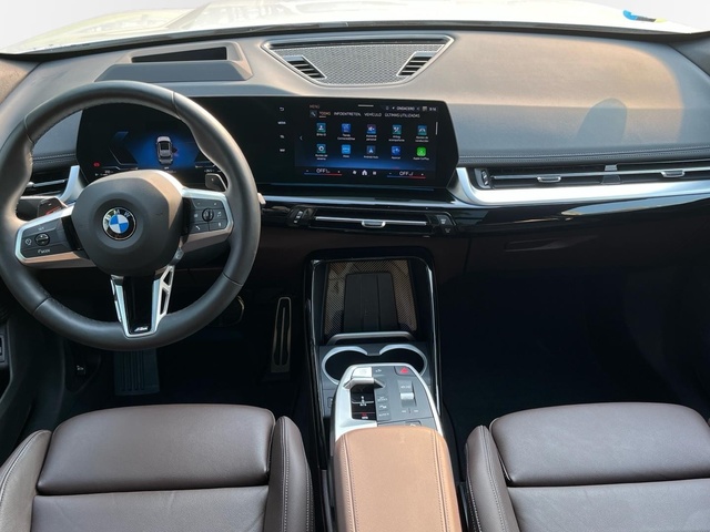 BMW X1 sDrive20i color Blanco. Año 2024. 125KW(170CV). Gasolina. En concesionario MURCIA PREMIUM S.L. JUAN CARLOS I de Murcia
