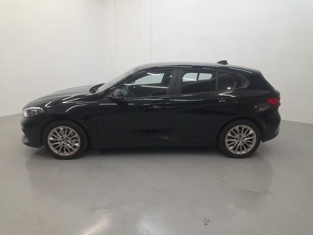 BMW Serie 1 116d color Negro. Año 2021. 85KW(116CV). Diésel. En concesionario Cabrero Motorsport de Huesca