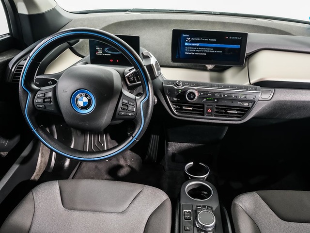 BMW i3 120Ah color Blanco. Año 2020. 125KW(170CV). Eléctrico. En concesionario Oliva Motor Tarragona de Tarragona