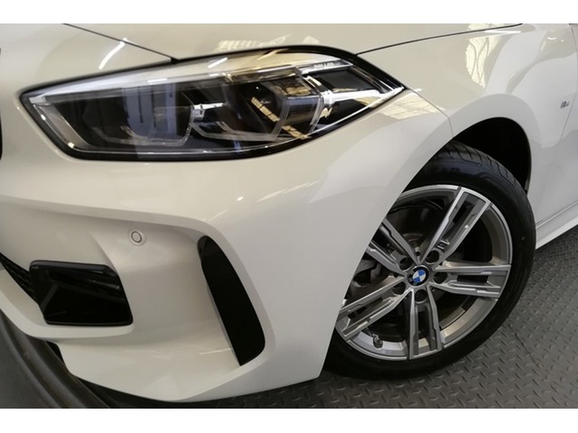 BMW Serie 1 116d color Blanco. Año 2021. 85KW(116CV). Diésel. En concesionario Proa Premium Palma de Baleares