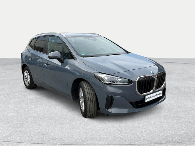 BMW Serie 2 218d Active Tourer color Gris. Año 2024. 110KW(150CV). Diésel. En concesionario Ilbira Motor | Granada de Granada