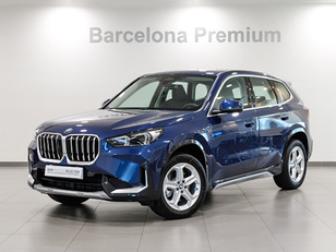 Fotos de BMW X1 sDrive20i color Azul. Año 2025. 125KW(170CV). Gasolina. En concesionario Barcelona Premium -- GRAN VIA de Barcelona