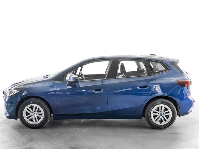 BMW Serie 2 218d Active Tourer color Azul. Año 2023. 110KW(150CV). Diésel. En concesionario Caetano Cuzco, Salvatierra de Madrid