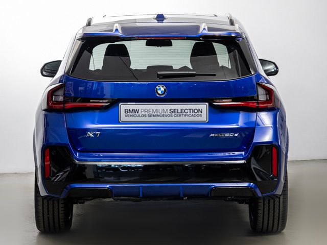BMW X1 xDrive20d color Azul. Año 2025. 120KW(163CV). Diésel. En concesionario BMW Fuenteolid Valladolid de Valladolid
