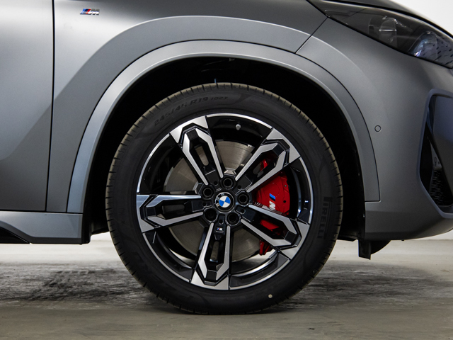 BMW X1 xDrive20d color Gris. Año 2025. 120KW(163CV). Diésel. En concesionario BMW Fuenteolid Valladolid de Valladolid