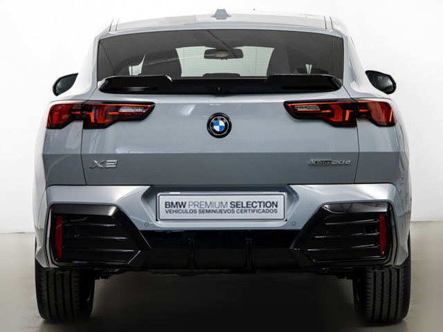 BMW X2 xDrive20d color Gris. Año 2025. 120KW(163CV). Diésel. En concesionario BMW Fuenteolid Valladolid de Valladolid