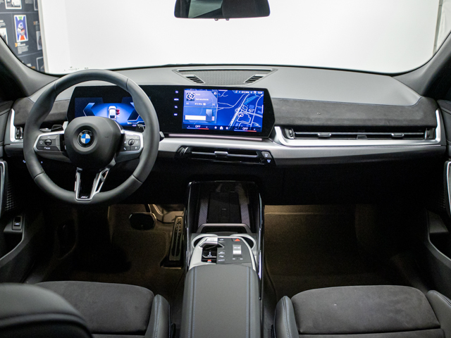 BMW X2 xDrive20d color Gris. Año 2025. 120KW(163CV). Diésel. En concesionario BMW Fuenteolid Valladolid de Valladolid