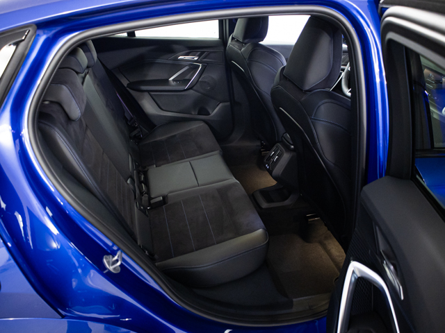 BMW X2 sDrive20i color Azul. Año 2025. 125KW(170CV). Gasolina. En concesionario BMW Fuenteolid Valladolid de Valladolid