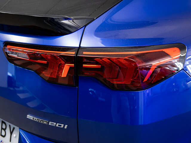 BMW X2 sDrive20i color Azul. Año 2025. 125KW(170CV). Gasolina. En concesionario BMW Fuenteolid Valladolid de Valladolid