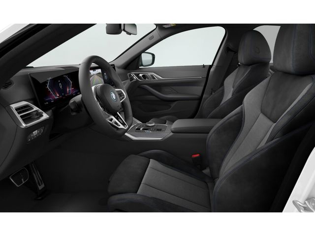 BMW i4 eDrive40 color Blanco. Año 2025. 250KW(340CV). Eléctrico. En concesionario BMW Fuenteolid Valladolid de Valladolid