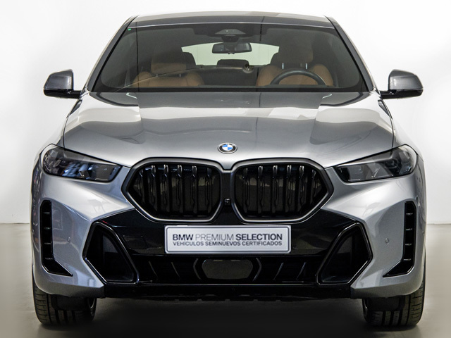BMW X6 xDrive40d color Gris. Año 2024. 259KW(352CV). Diésel. En concesionario BMW Fuenteolid Valladolid de Valladolid