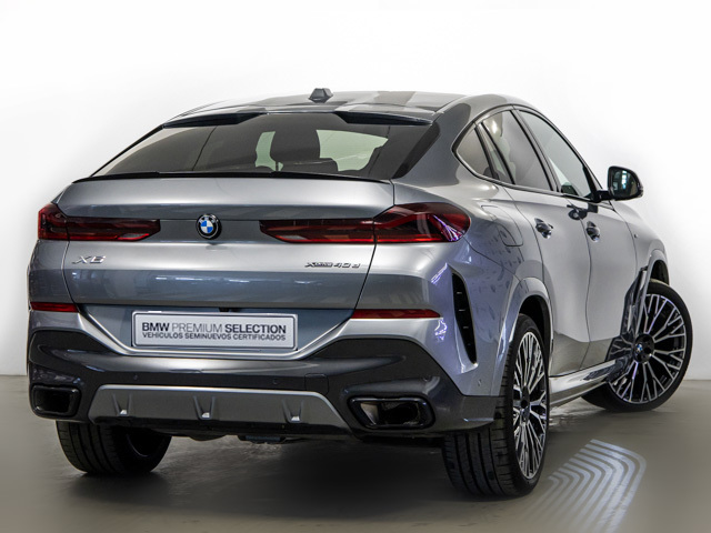 BMW X6 xDrive40d color Gris. Año 2024. 259KW(352CV). Diésel. En concesionario BMW Fuenteolid Valladolid de Valladolid