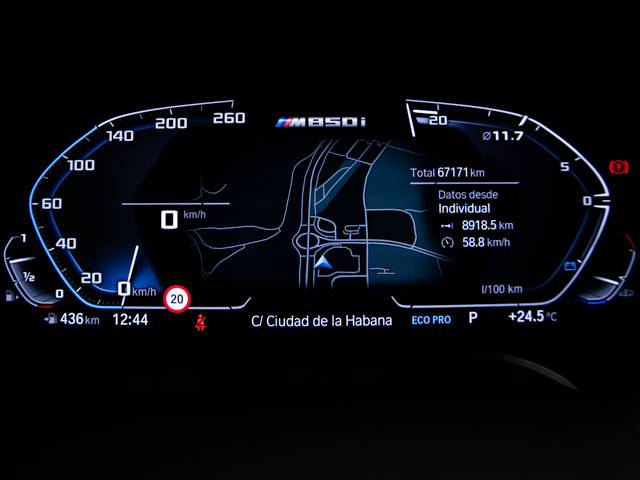 BMW Serie 8 M850i Coupe color Negro. Año 2019. 390KW(530CV). Gasolina. En concesionario BMW Fuenteolid Valladolid de Valladolid