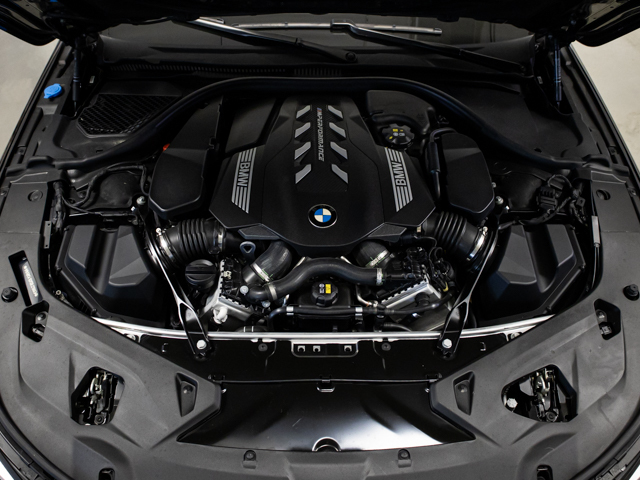 BMW Serie 8 M850i Coupe color Negro. Año 2019. 390KW(530CV). Gasolina. En concesionario BMW Fuenteolid Valladolid de Valladolid