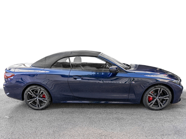 BMW Serie 4 420i Cabrio color Azul. Año 2025. 135KW(184CV). Gasolina. En concesionario Caetano Cuzco Raimundo Fernandez Villaverde, 45 de Madrid