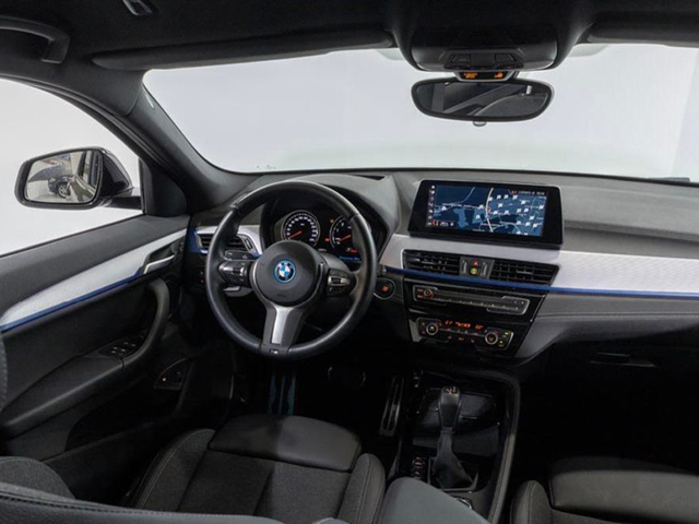 BMW X2 xDrive25e color Negro. Año 2023. 162KW(220CV). Híbrido Electro/Gasolina. En concesionario Oliva Motor Girona de Girona