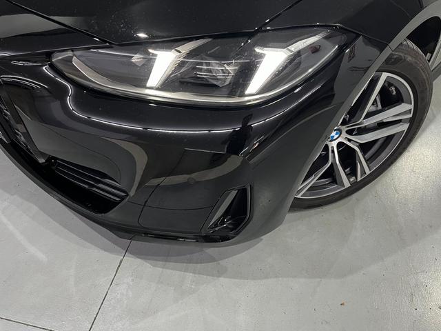 BMW Serie 4 430d Gran Coupe color Negro. Año 2025. 210KW(286CV). Diésel. En concesionario Unicars de Lleida