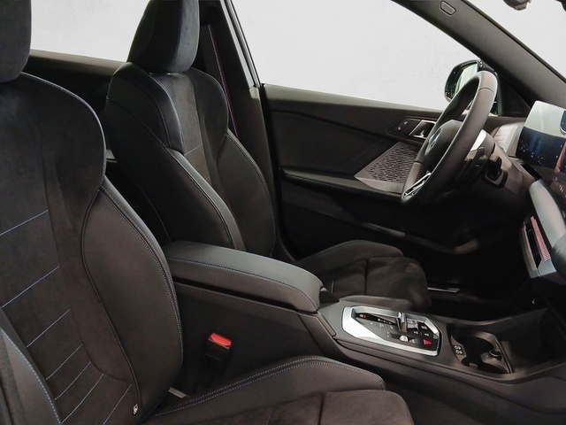 BMW Serie 2 220d Gran Coupe color Negro. Año 2025. 120KW(163CV). Diésel. En concesionario Enekuri Motor de Vizcaya